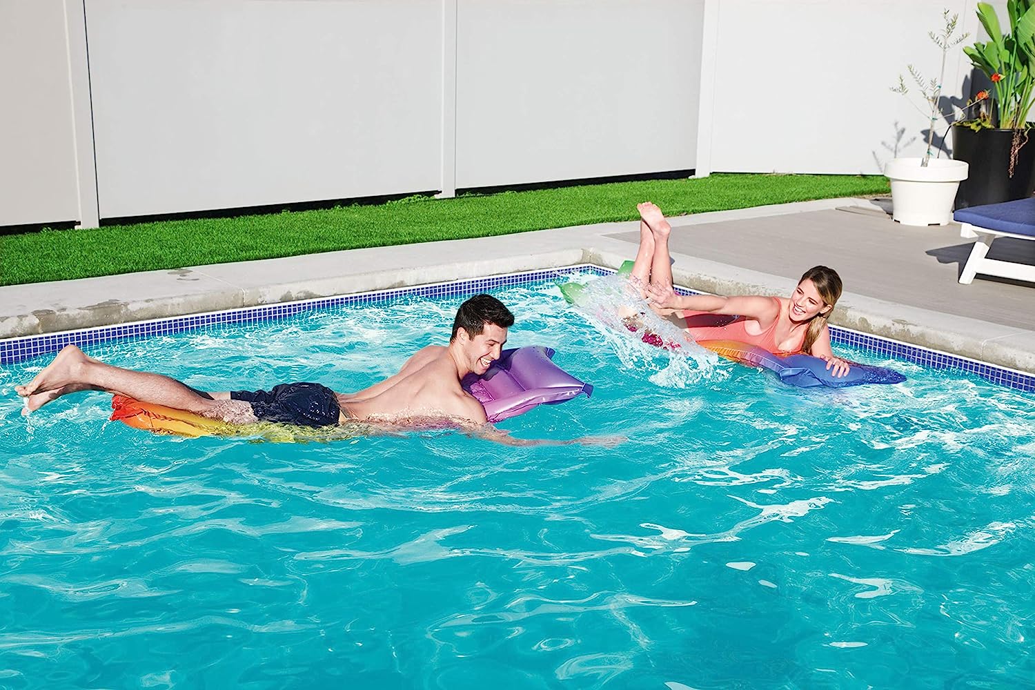 مرتبة هوائية قوس قزح Bestway 44041 - 183x69 سم | Quickdz Shop - Matelas Gonflable Arc-en-ciel Bestway 44041 - 183x69 cm | Quickdz Shop