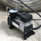 منفاخ هواء للسيارات 12V DC مع وصلات متعددة - Compresseur d'Air et Gonfleur Pneu Voiture 12V DC Allume-Cigare