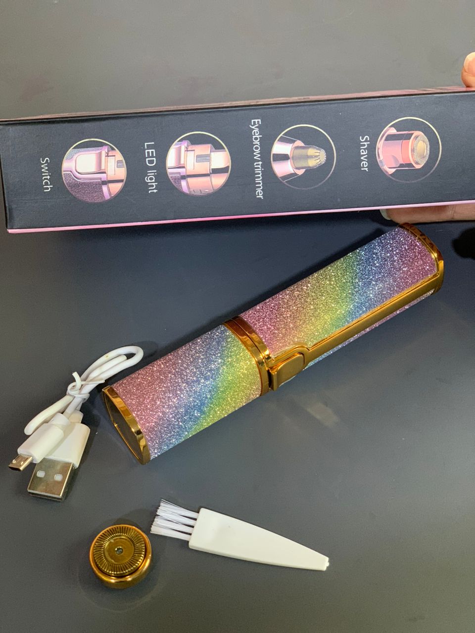 ماكينة حلاقة كهربائية 2 في 1 للنساء قابلة لإعادة الشحن لإزالة شعر الوجه والحواجب بدون ألم - Rasoir Électrique 2-en-1 Femme Rechargeable Épilateur Facial & Sourcils Indolore