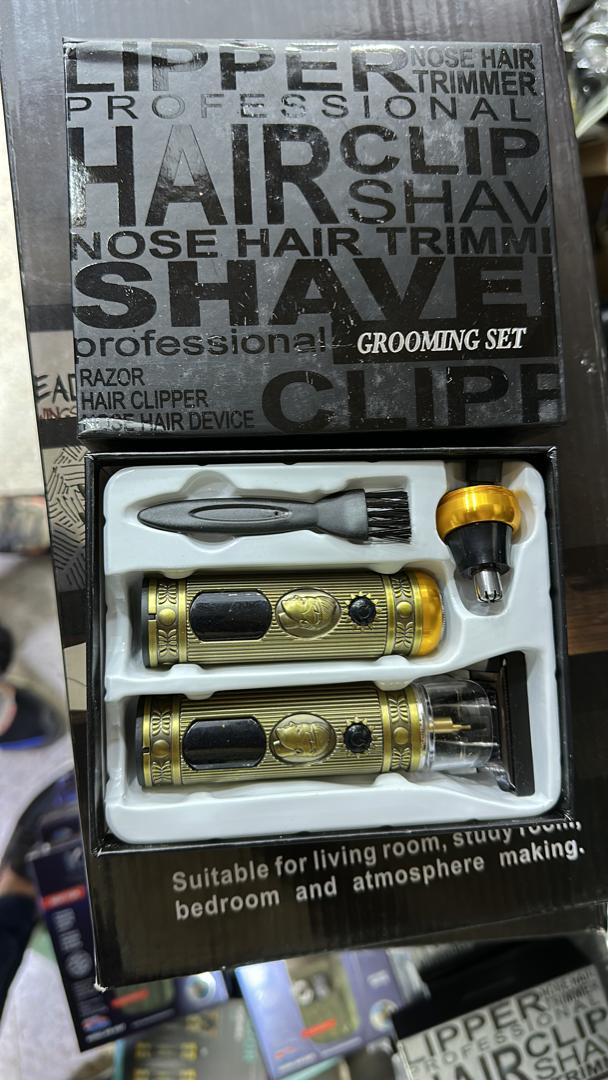 مجموعة ماكينة حلاقة كهربائية للرجال، ماكينة تشذيب اللحية والأنف، شحن USB، شاشة LCD - Rasoir Électrique Homme Multifonction, Tondeuse Barbe Nez USB, Écran LCD