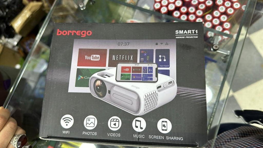 Borrego Projector Smart 1 Android 9.0 Bluetooth Projection technology 3.5inch LCD TFT display