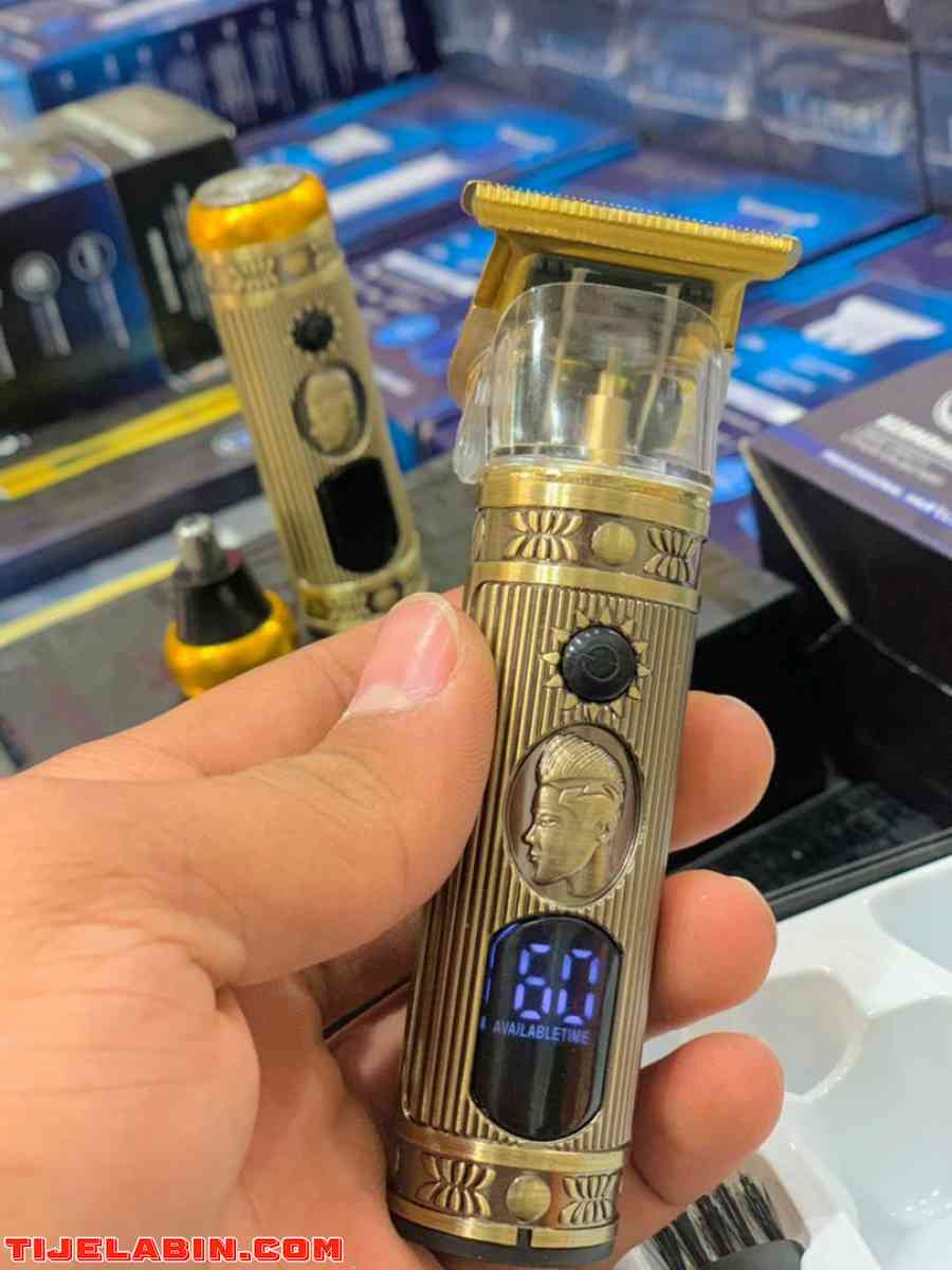 مجموعة ماكينة حلاقة كهربائية للرجال، ماكينة تشذيب اللحية والأنف، شحن USB، شاشة LCD - Rasoir Électrique Homme Multifonction, Tondeuse Barbe Nez USB, Écran LCD