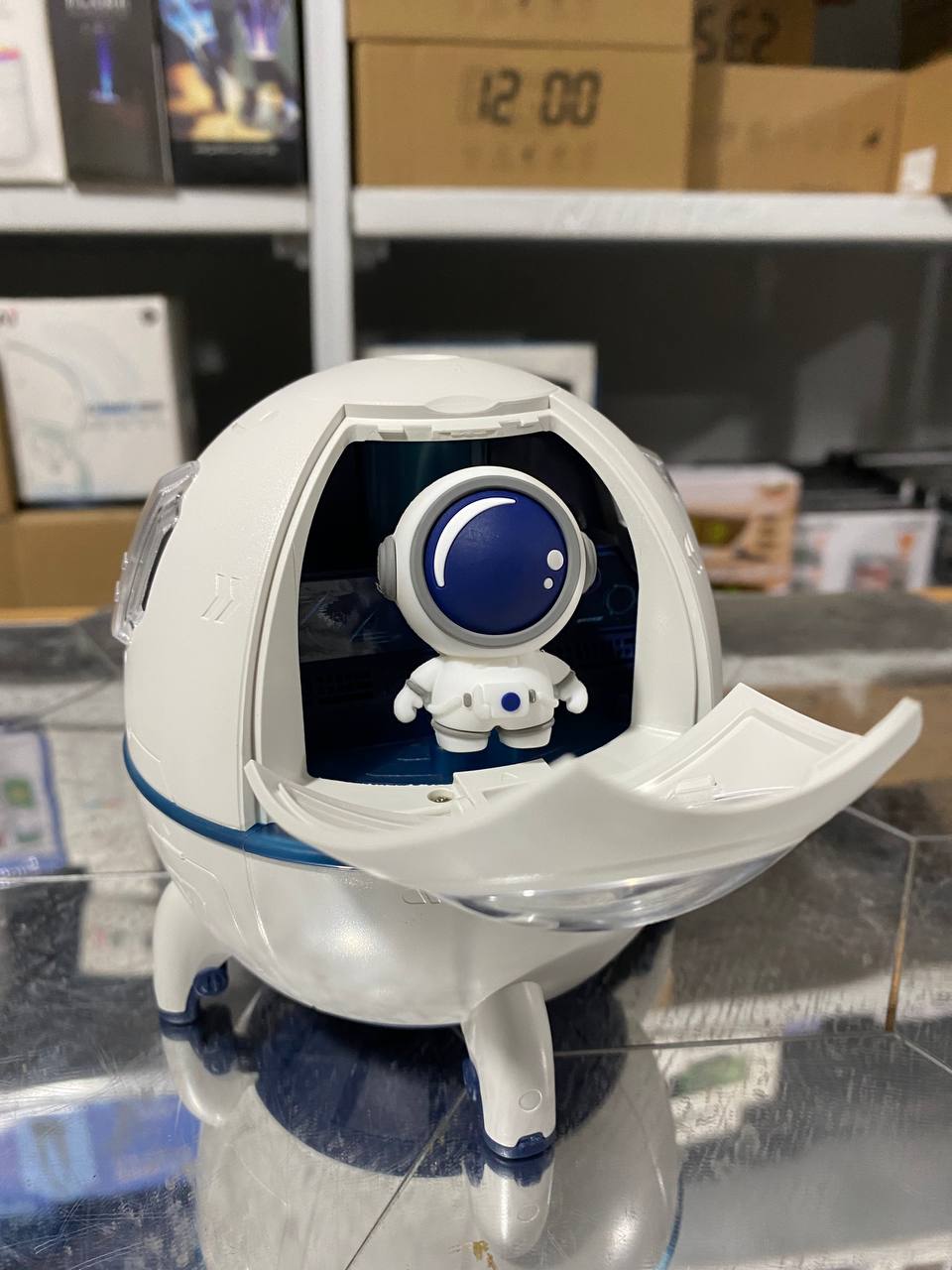 مرطب هواء كهربائي بتصميم مركبة فضائية مع إضاءة LED - Humidificateur d'air électrique Spacecraft avec lumière LED