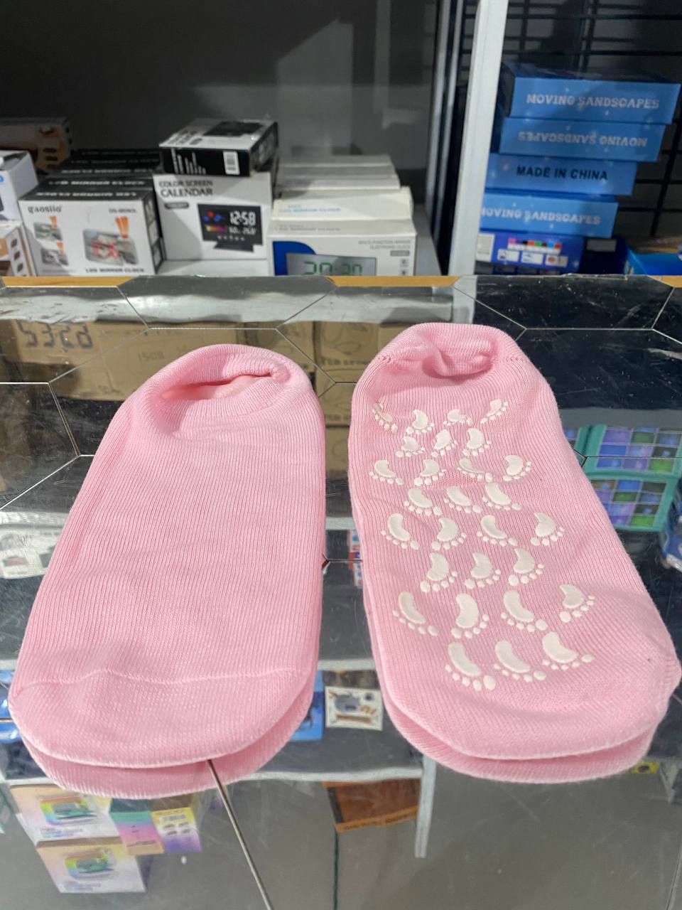 جوارب جل سيليكون مرطبة للقدمين مع سطح مضاد للانزلاق - Chaussettes Gel Silicone Hydratantes Pieds Antidérapantes