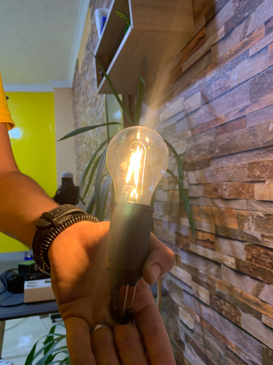 مصباح تخييم LED محمول Quickdz Shop، قابل لإعادة الشحن، مقاوم للماء، 3 أوضاع إضاءة T01 - Lampe de Camping LED Portable Quickdz Shop Rechargeable Étanche 3 Modes T01