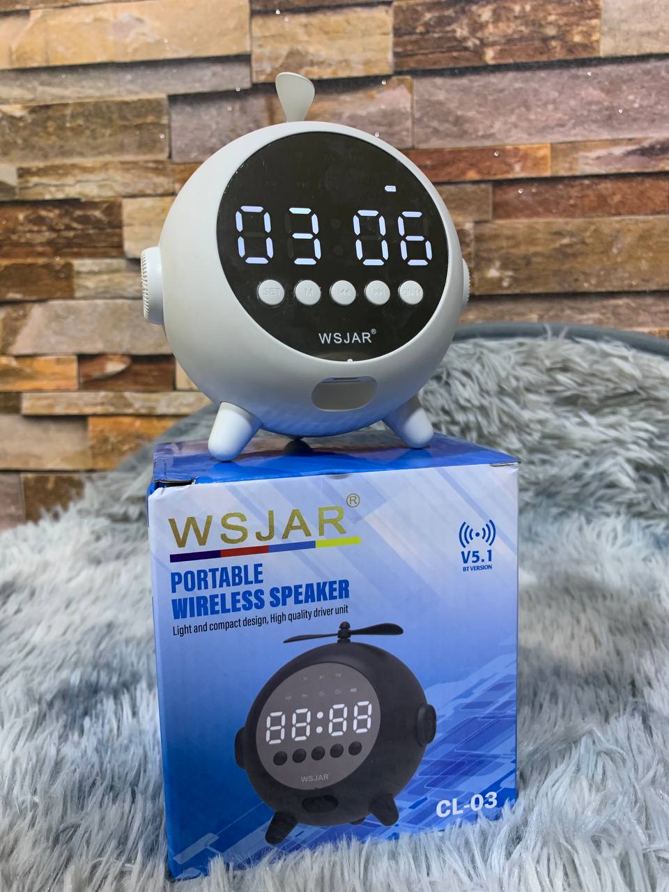 منبه رقمي بمرآة قابل لإعادة الشحن مع مكبر صوت بلوتوث 5.0 محمول - Réveil Miroir Numérique Rechargeable avec Haut-parleur Bluetooth 5.0 Portable