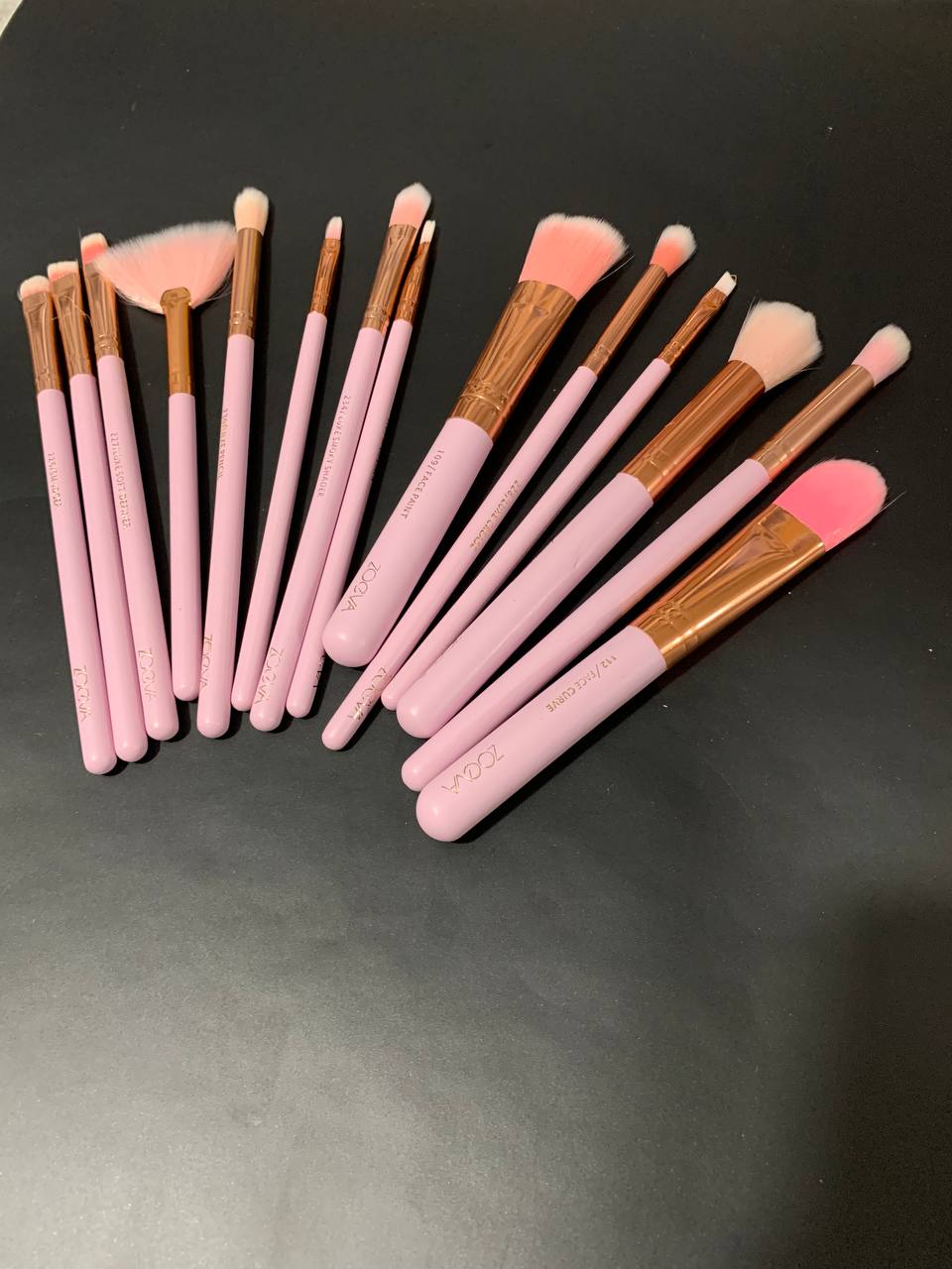 طقم 15 فرشاة مكياج زويفا احترافية مع حقيبة - Lot de 15 Pinceaux Zoeva Professionnels avec Trousse