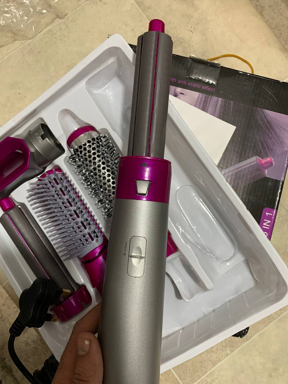 فرشاة تصفيف الشعر 5 في 1 | سشوار ومصفف هوائي - Brosse Coiffante Sèche-cheveux 5-en-1 Air Chaud Premium