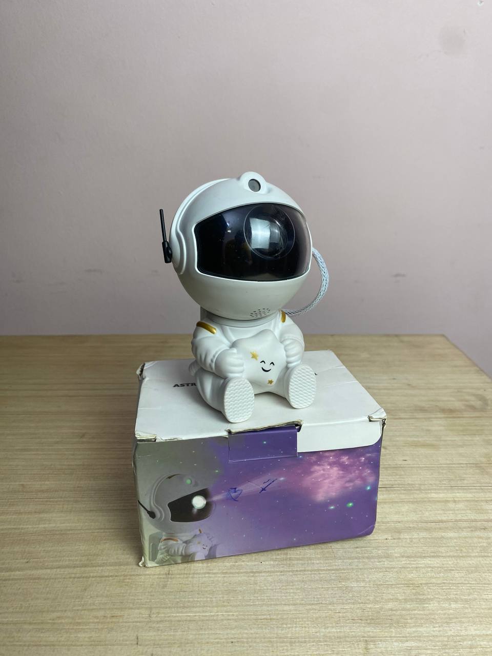 Projecteur LED Astronome Galaxy atmosphère étoilée, veilleuse LED pour chambre à coucher - مصباح رائد الفضاء