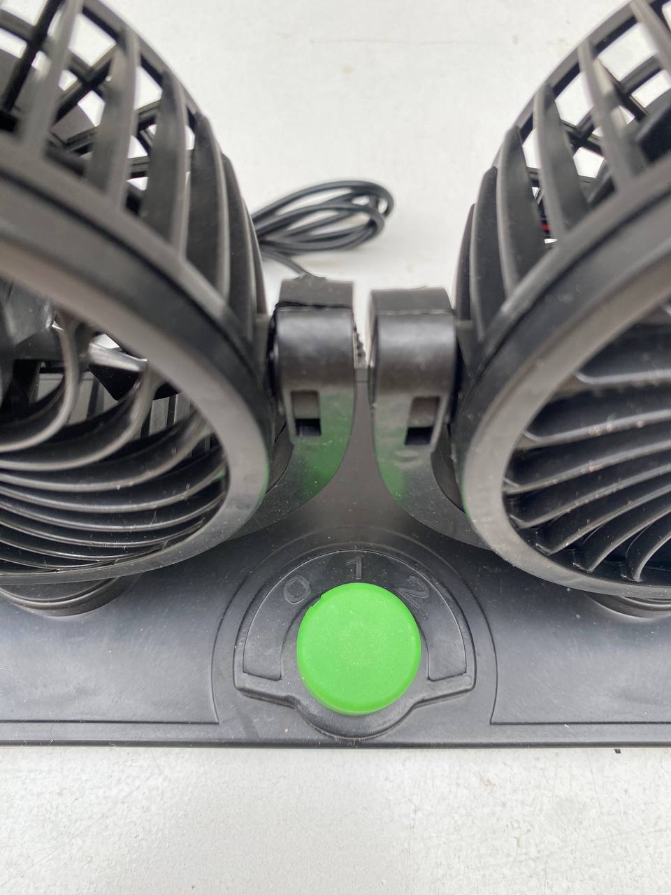 مروحة سيارة مزدوجة 12V دوارة 360° بسرعتين - Quickdz Shop - Double Ventilateur Voiture 12V Rotatif 360° 2 Vitesses - Quickdz Shop