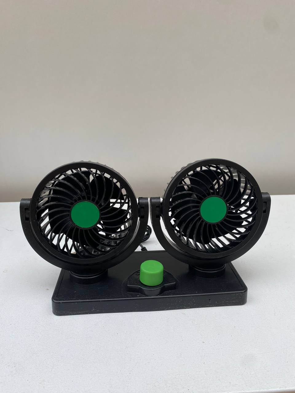 مروحة سيارة مزدوجة 12V دوارة 360° بسرعتين - Quickdz Shop - Double Ventilateur Voiture 12V Rotatif 360° 2 Vitesses - Quickdz Shop