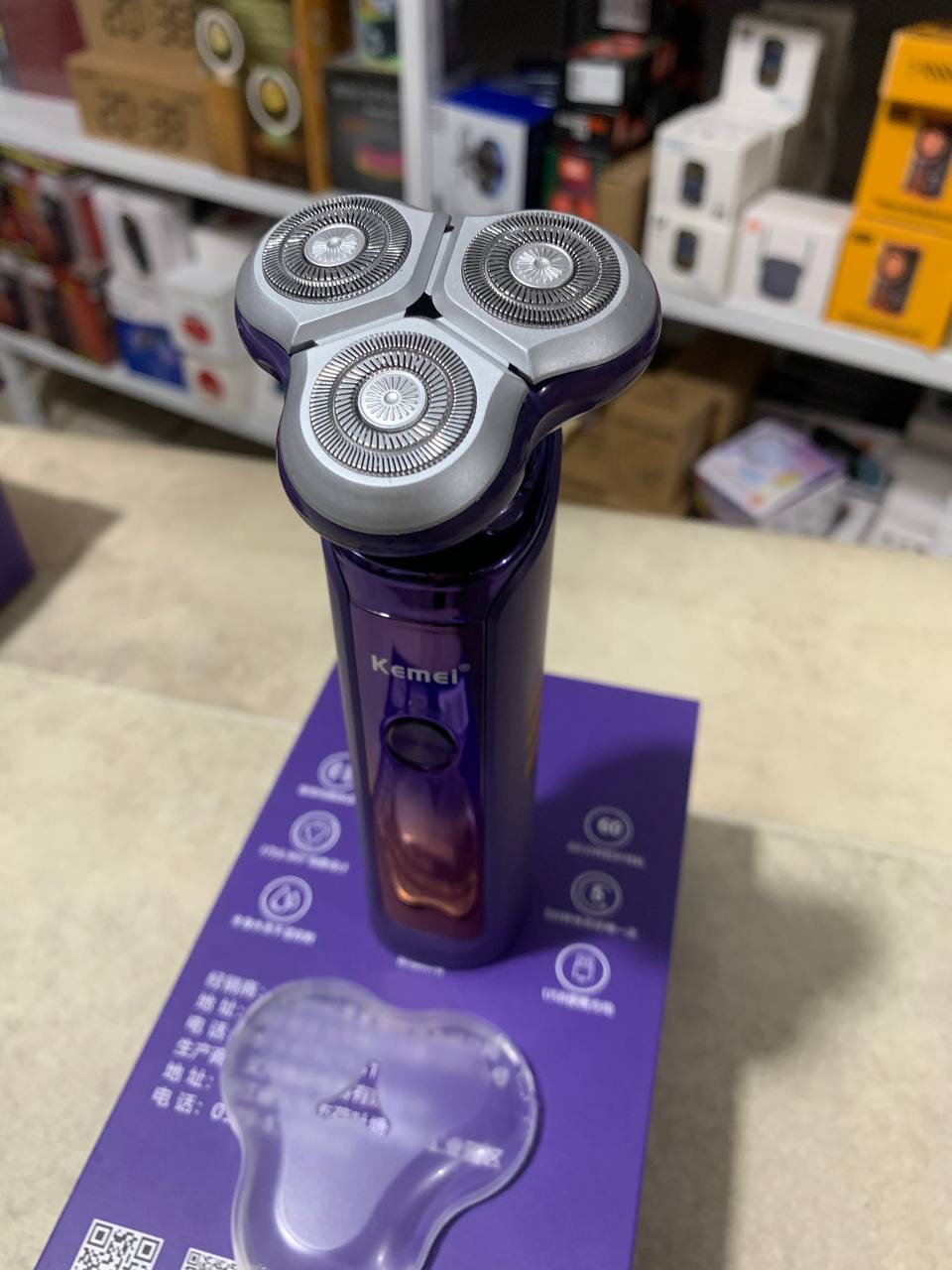 Kemei ماكينة حلاقة كهربائية للجسم للرجال، مقاومة للماء، شاشة LCD، نظام عائم ثلاثي الأبعاد، KM-1941s - Kemei Rasoir Électrique Corps Homme, Étanche, Écran LCD, Système Flottant 3D, KM-1941s