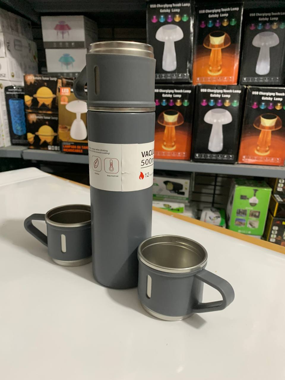 طقم ترمس حراري 500 مل مع 3 أكواب ستانلس ستيل - Ensemble Thermos 500ml avec 3 Tasses Thermiques en Acier Inoxydable