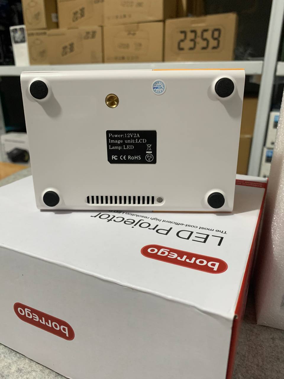 بروجيكتور منزلي Borrego YG300 1080P Full HD محمول - Projecteur Home Cinéma Borrego YG300 Full HD 1080P Portable