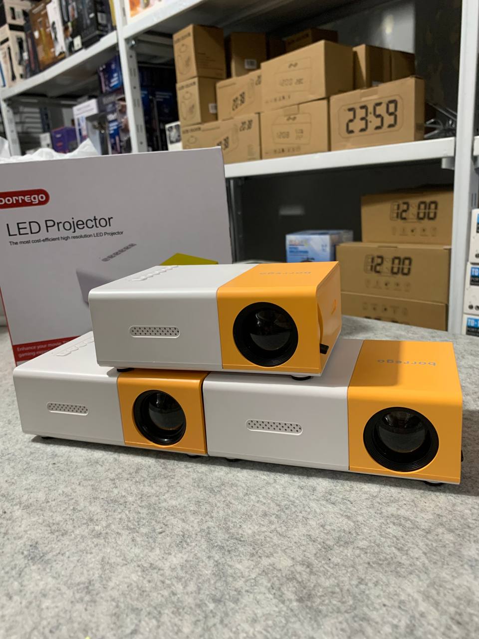 بروجيكتور منزلي Borrego YG300 1080P Full HD محمول - Projecteur Home Cinéma Borrego YG300 Full HD 1080P Portable